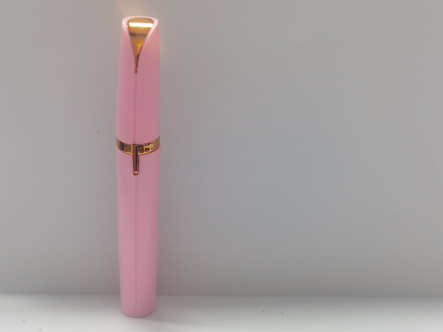 Mini Electric Eyebrow Trimmer – Painless Hair Remover with LED Light for Brows & Face