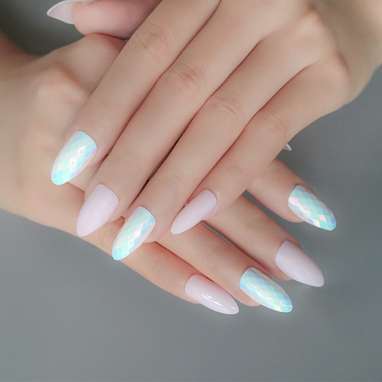 24 Pcs Trendy Wearable Fake Nails – Stylish Press-On Nail Tips for DIY & Salon Manicure