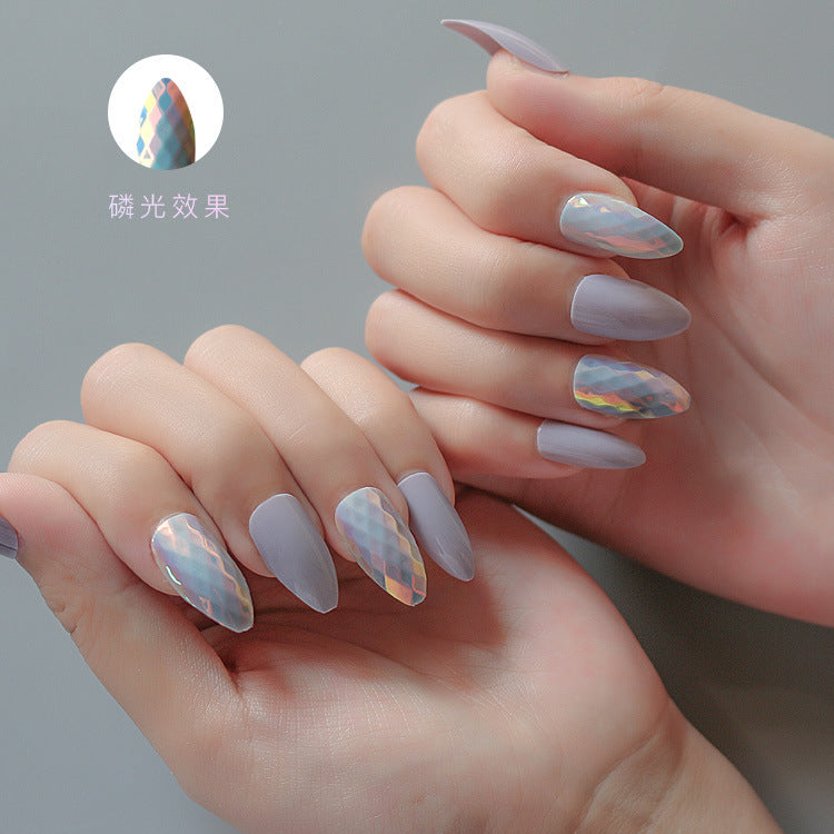 24 Pcs Trendy Wearable Fake Nails – Stylish Press-On Nail Tips for DIY & Salon Manicure