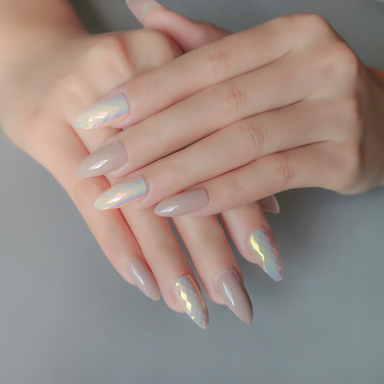 24 Pcs Trendy Wearable Fake Nails – Stylish Press-On Nail Tips for DIY & Salon Manicure