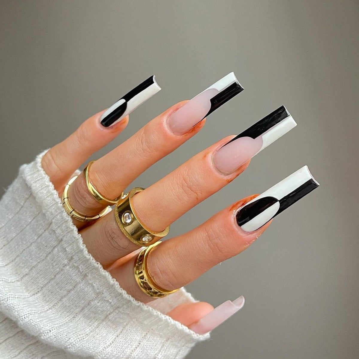 Black & White Long False Nails – Simple Color Matching Removable Press-On Tips for DIY & Salon