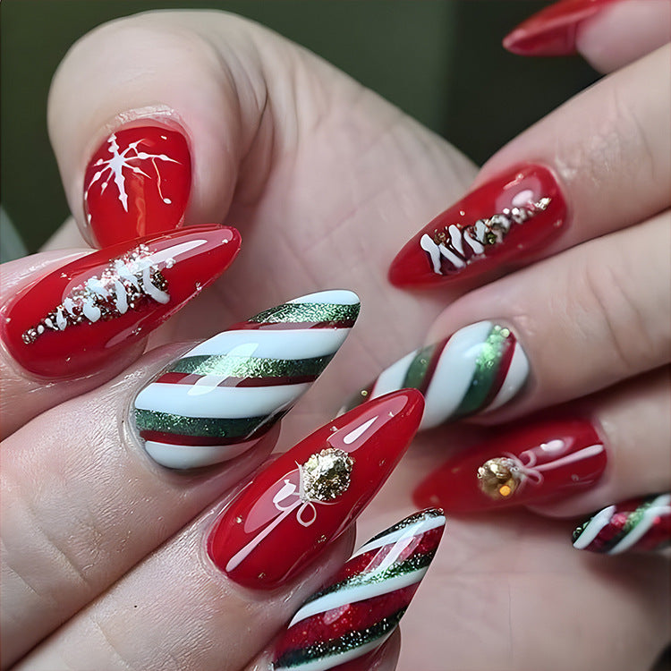 24 Pcs Christmas False Nails – Hat & Snowflake Striped Press-On Tips with Holiday Nail Art Stickers