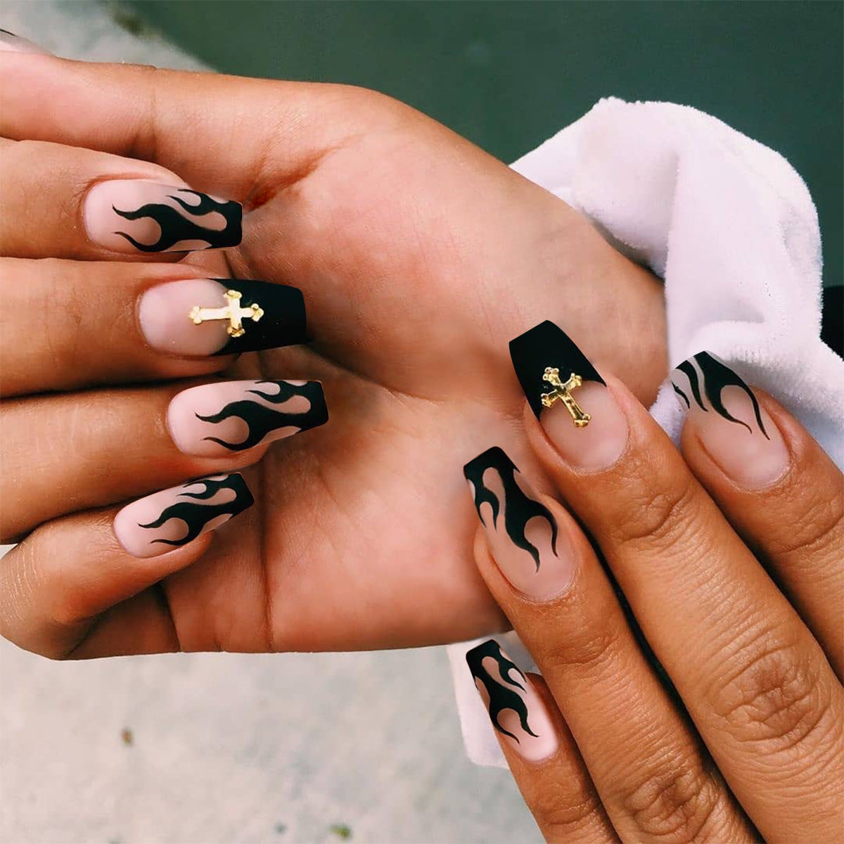 Short Ballet Black Flame French Fake Nails – Waterproof Removable Press-On Nail Patches