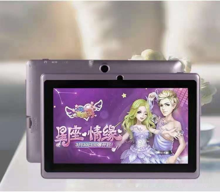 Tablette 7 pouces avec accès Internet WiFi Bluetooth