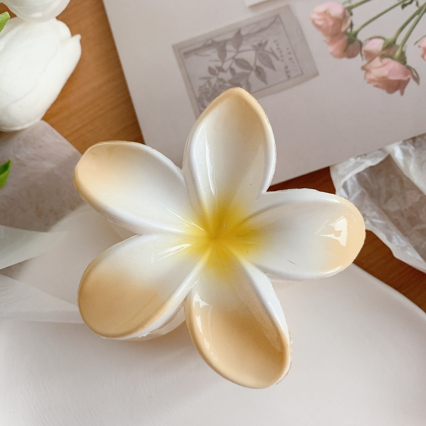 Muweordy Plumeria Hair Clips – Trendy Korean Flower Hair Claw Clip for Women | Stylish Hair Catch & Accessories