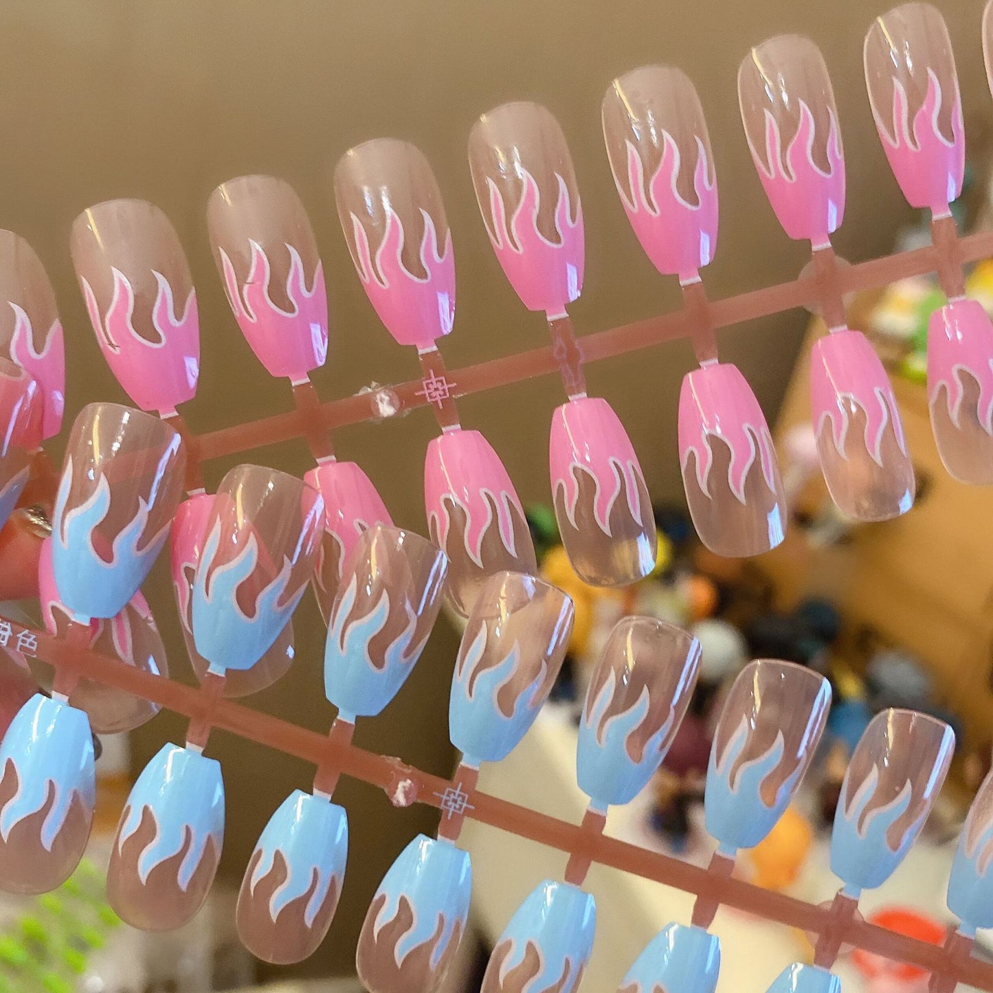 Women’s Fashion Removable Fake Nails – Stylish Ready-to-Wear Press-On Tips for DIY & Salon Manicure