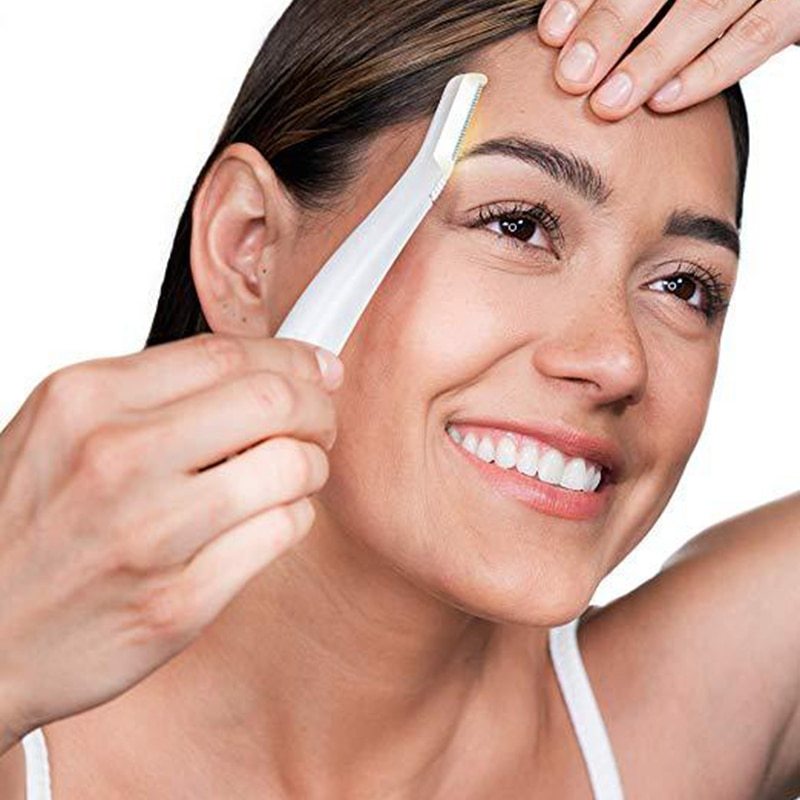 Flawless Dermaplane Glo – Facial Hair Remover & Exfoliating Dermaplaning Tool