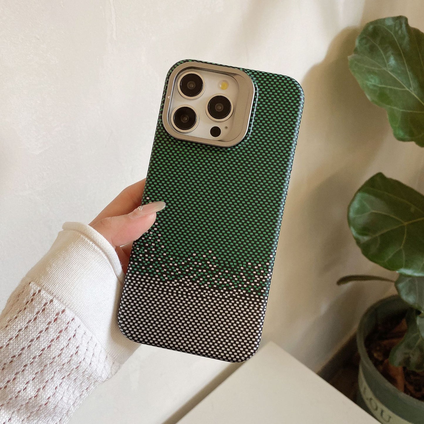 Magnetic iPhone Case with Metal Lens Holder – Protective Shockproof Phone Cover
