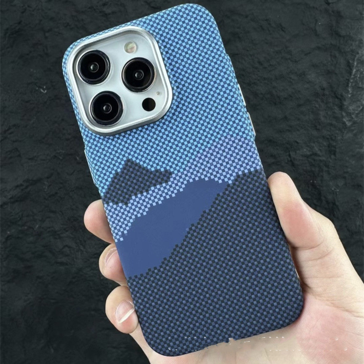 Magnetic Carbon Fiber iPhone Case – Kafra Pattern All-Inclusive Protective Cover