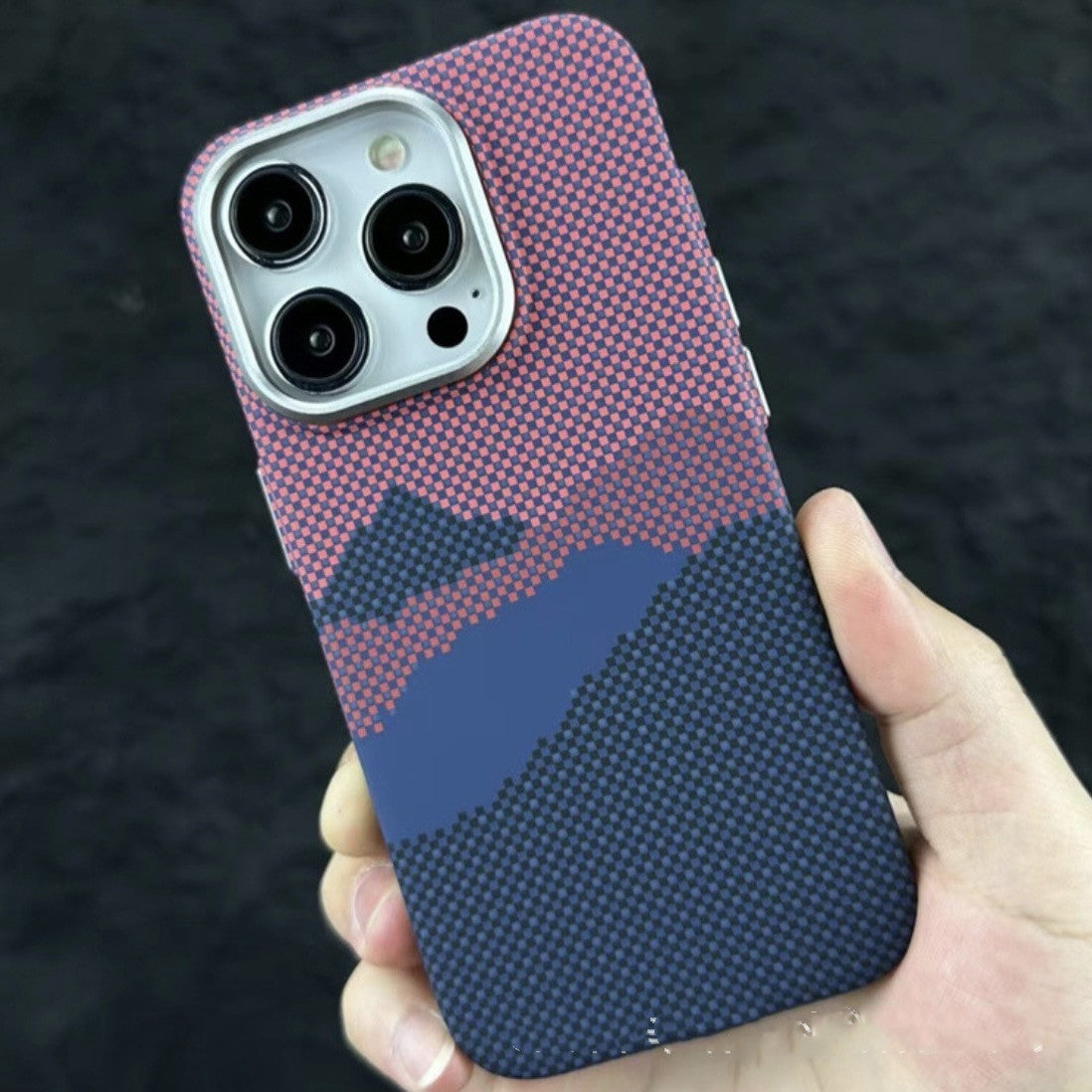 Magnetic Carbon Fiber iPhone Case – Kafra Pattern All-Inclusive Protective Cover